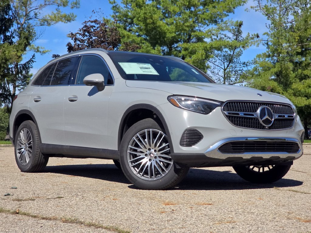 2027 Mercedes-Benz GLC