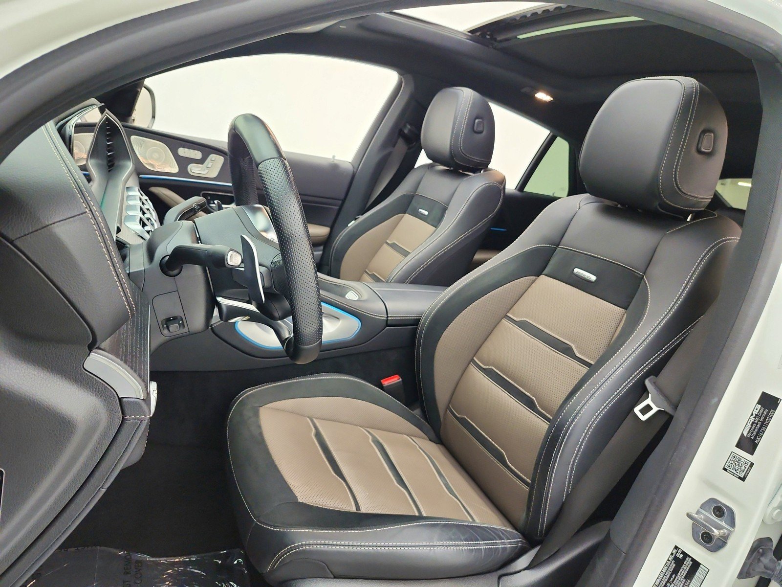 Certified Used 2023 MANUFAKTUR Diamond White Metallic Mercedes-Benz AMG® GLE 53 4MATIC Coupe image 10