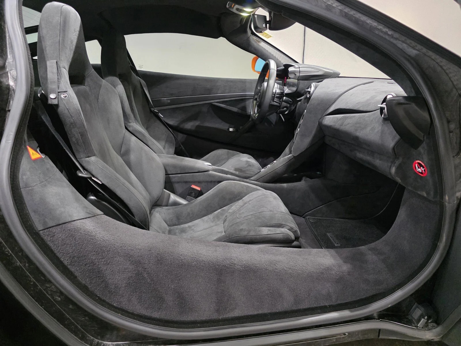 Certified Used 2024 McLaren Orange McLaren Coupe image 18