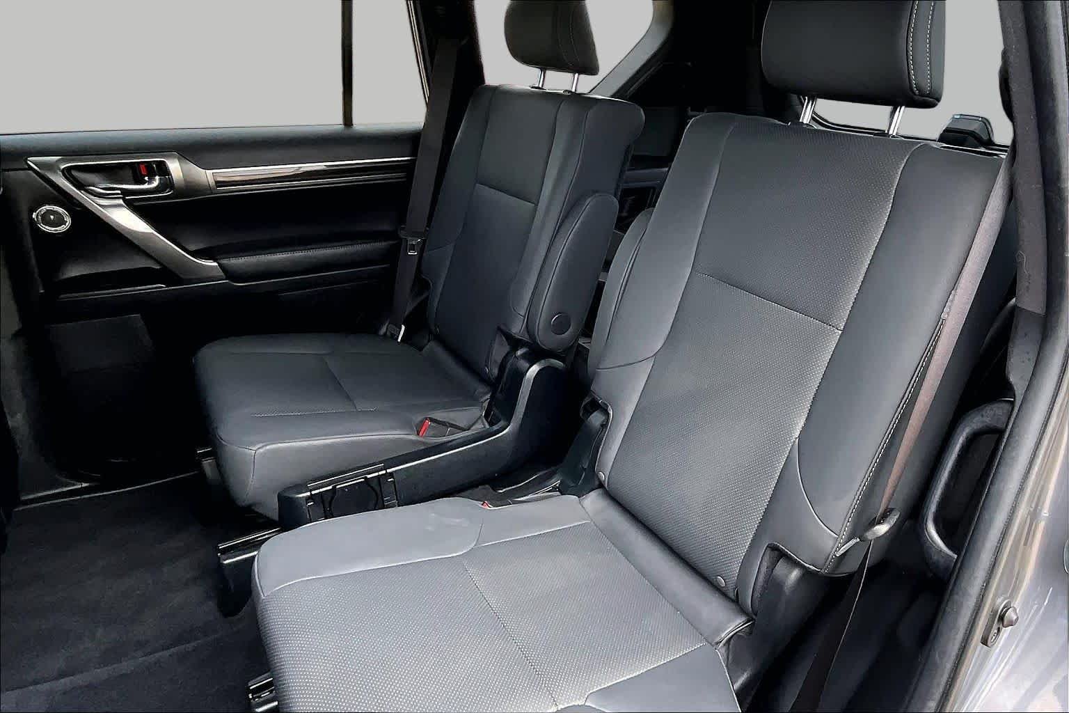 Used 2023 Nebula Gray Pearl Lexus Premium image 21