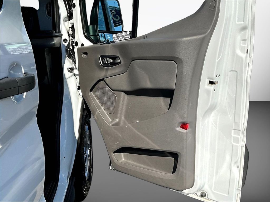 Used 2024 White Ford XLT image 30
