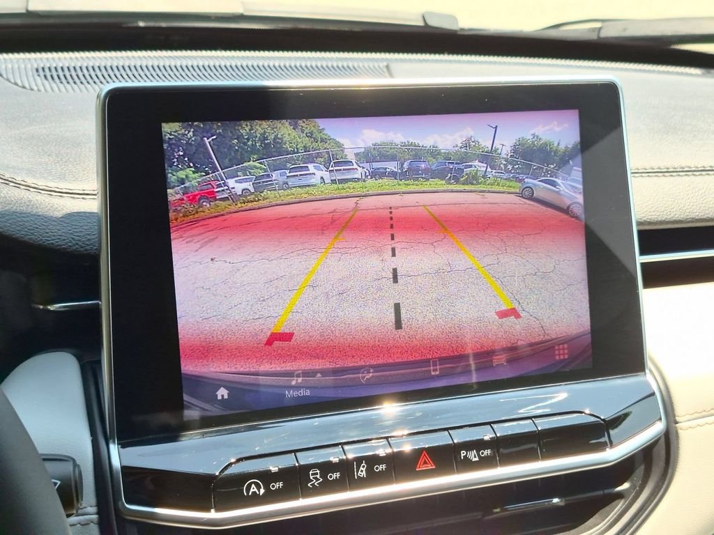 Used 2024 Gray Jeep Limited image 18