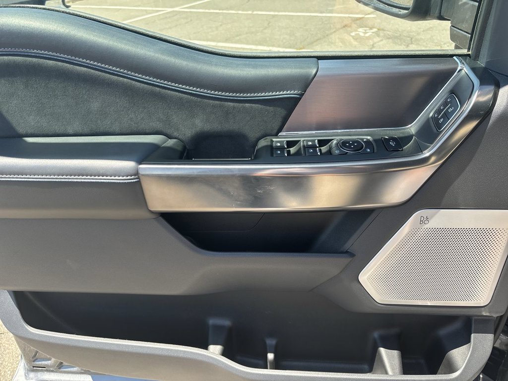 2026 Ford F-350 Super Duty Platinum - Photo 23