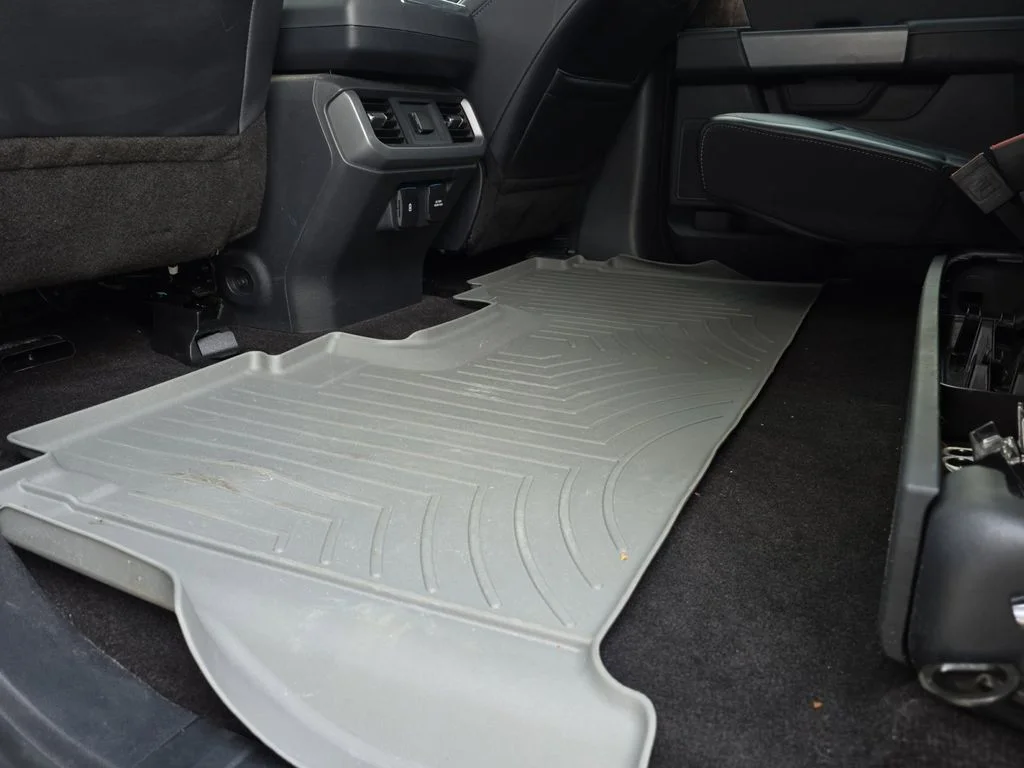 Used 2021 Gray Ford Lariat image 29