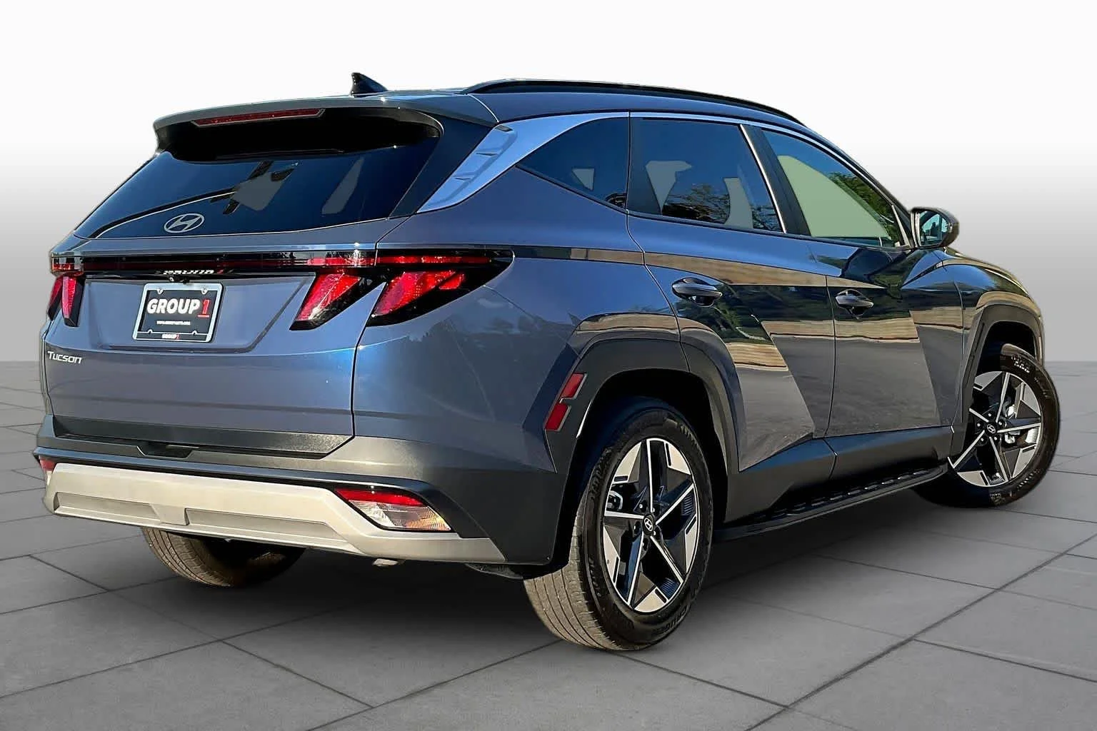 Used 2025 Atlantis Blue Hyundai SEL image 13