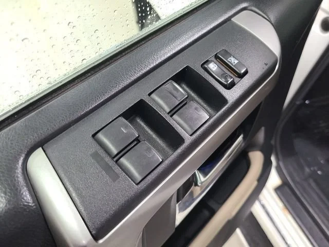 Used 2016 Blizzard Pearl Toyota Limited image 25