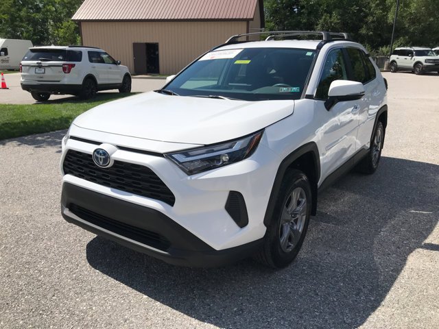 Used 2023 Ice Cap Toyota Hybrid XLE image 4
