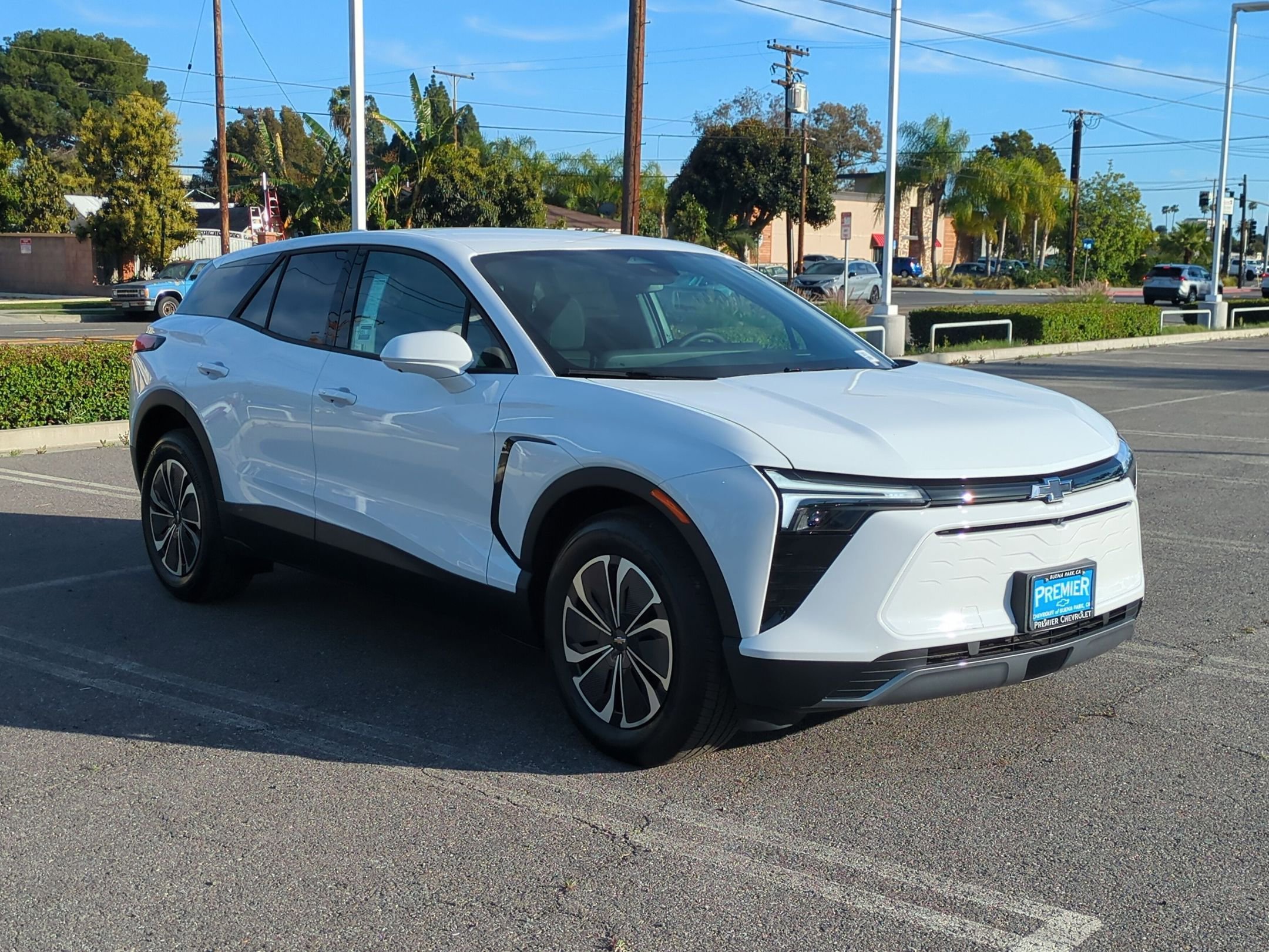 New 2026 Summit White Chevrolet LT image 7