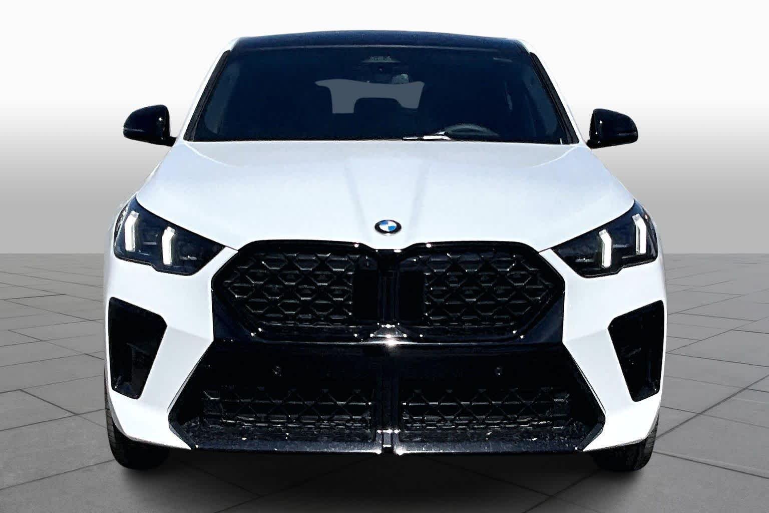 New 2026 Alpine White BMW xDrive28i image 3