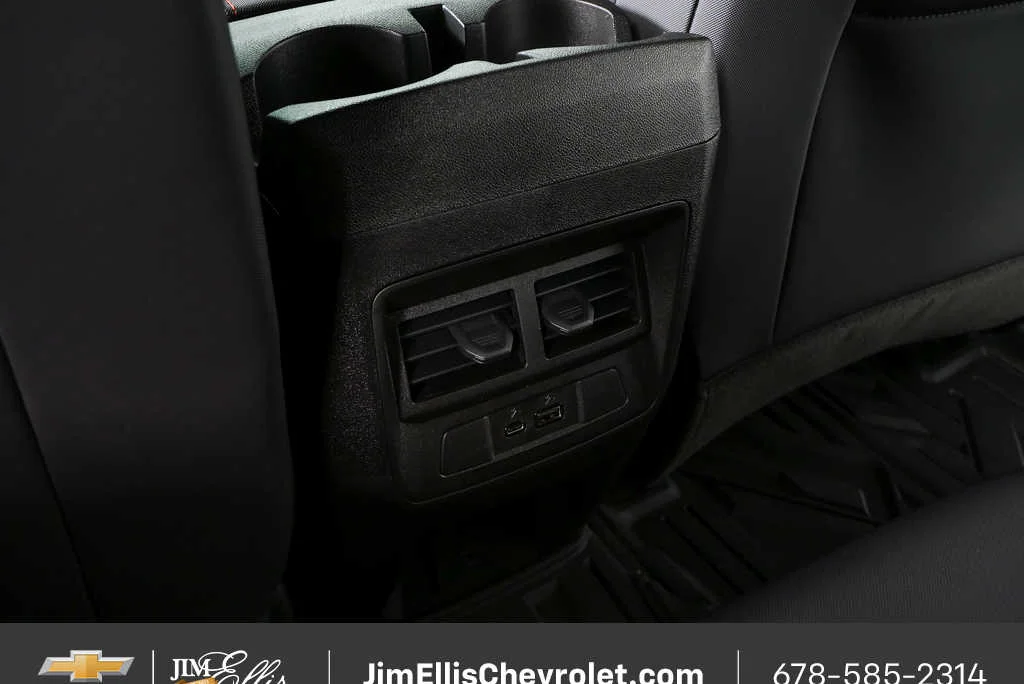 2026 Chevrolet Colorado Z71 - Photo 18
