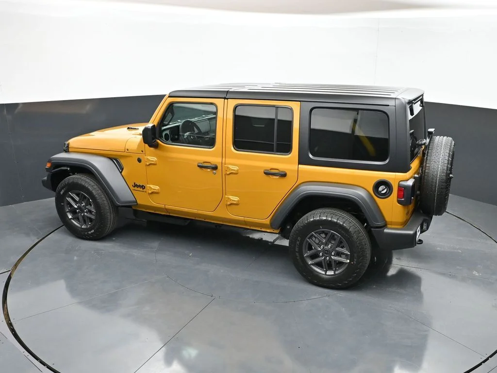 New 2026 Goldilocks Exterior Paint Jeep Sport S image 43