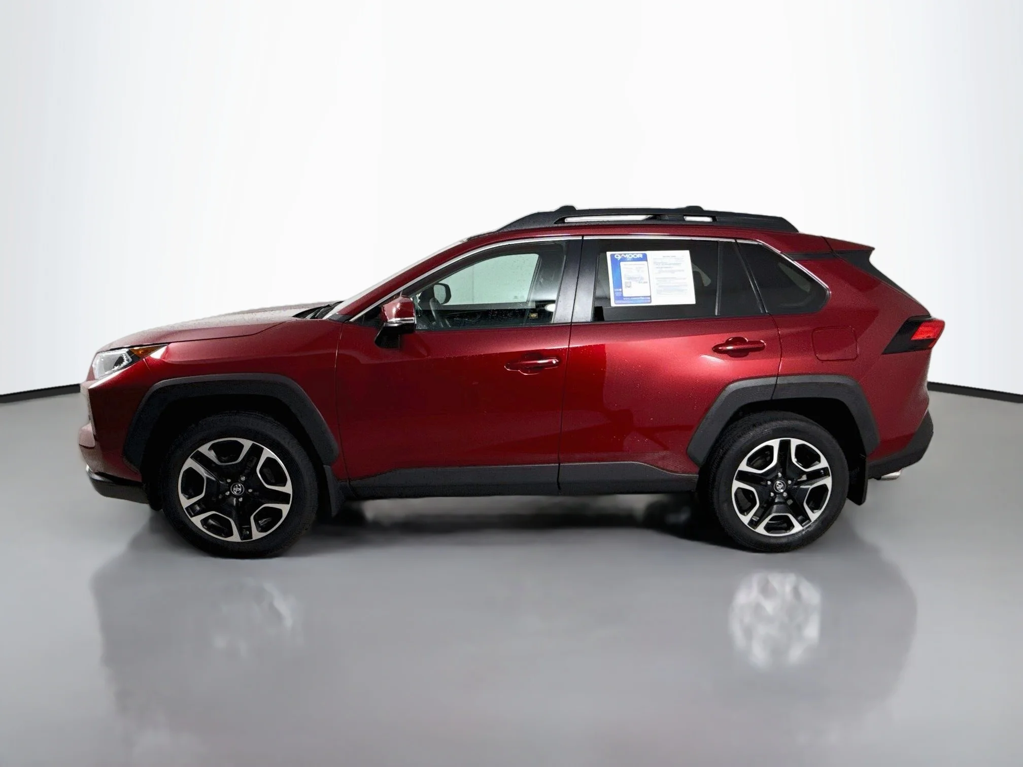 Used 2019 Ruby Flare Pearl Toyota Adventure image 4