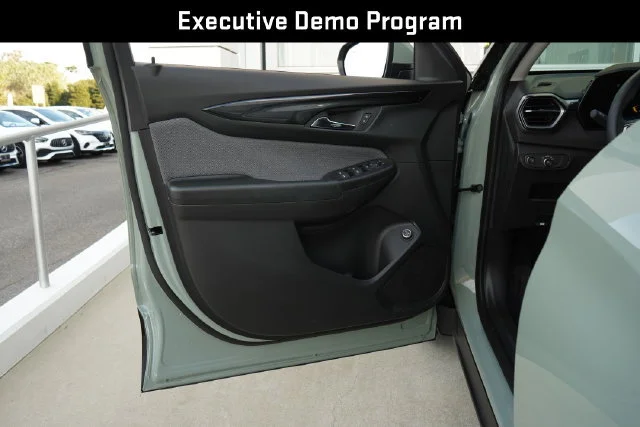 Used 2026 Cacti Green Chevrolet LT image 17