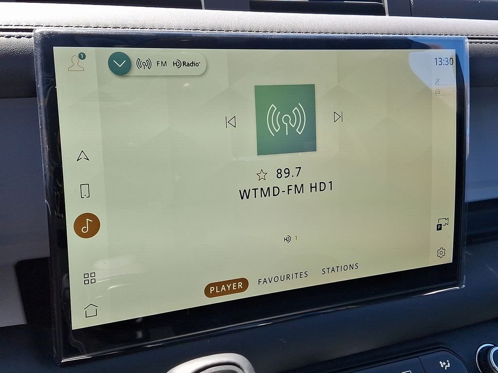 2025 Land Rover Defender S - Photo 17