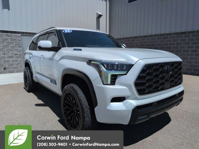 2024 Toyota Sequoia Platinum 4WD i-FORCE MAX Hybrid's photo