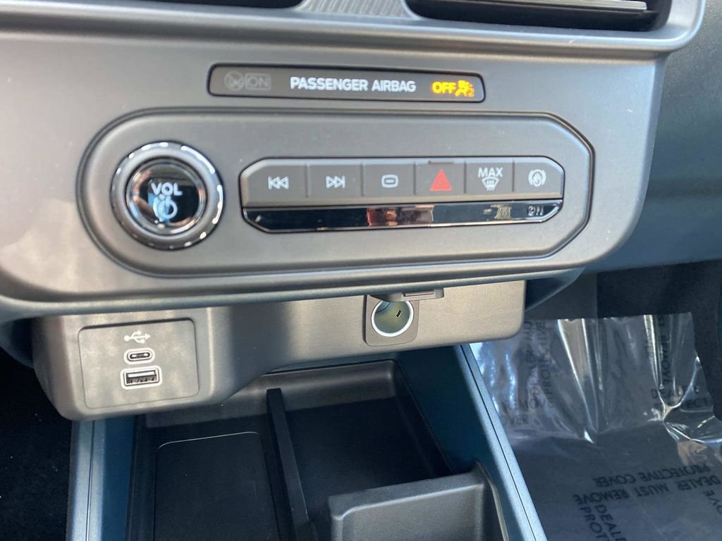 New 2026 Carbonized Gray Metallic Ford XL image 16
