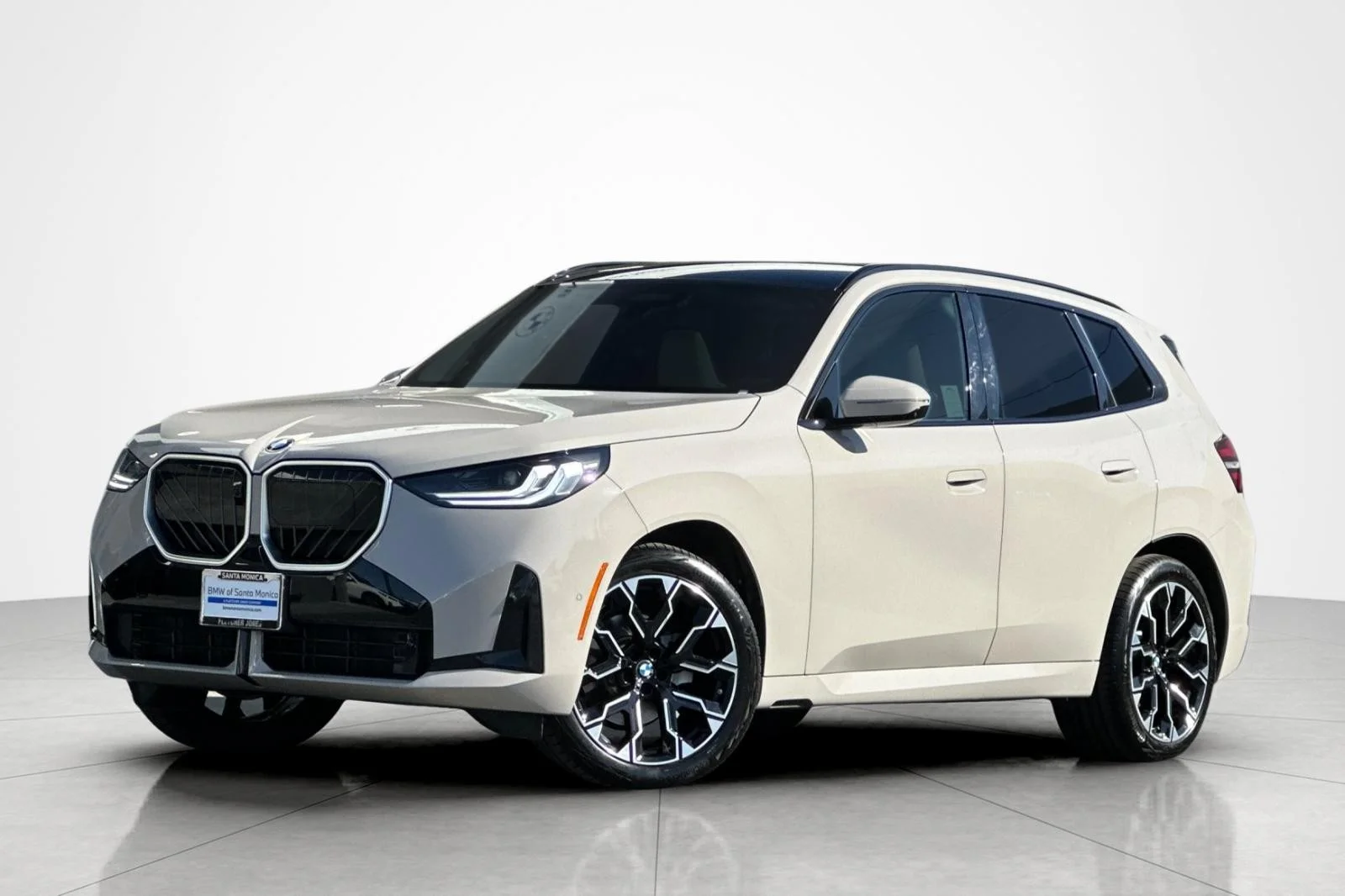 2025 BMW X3 30 XDRIVE's photo