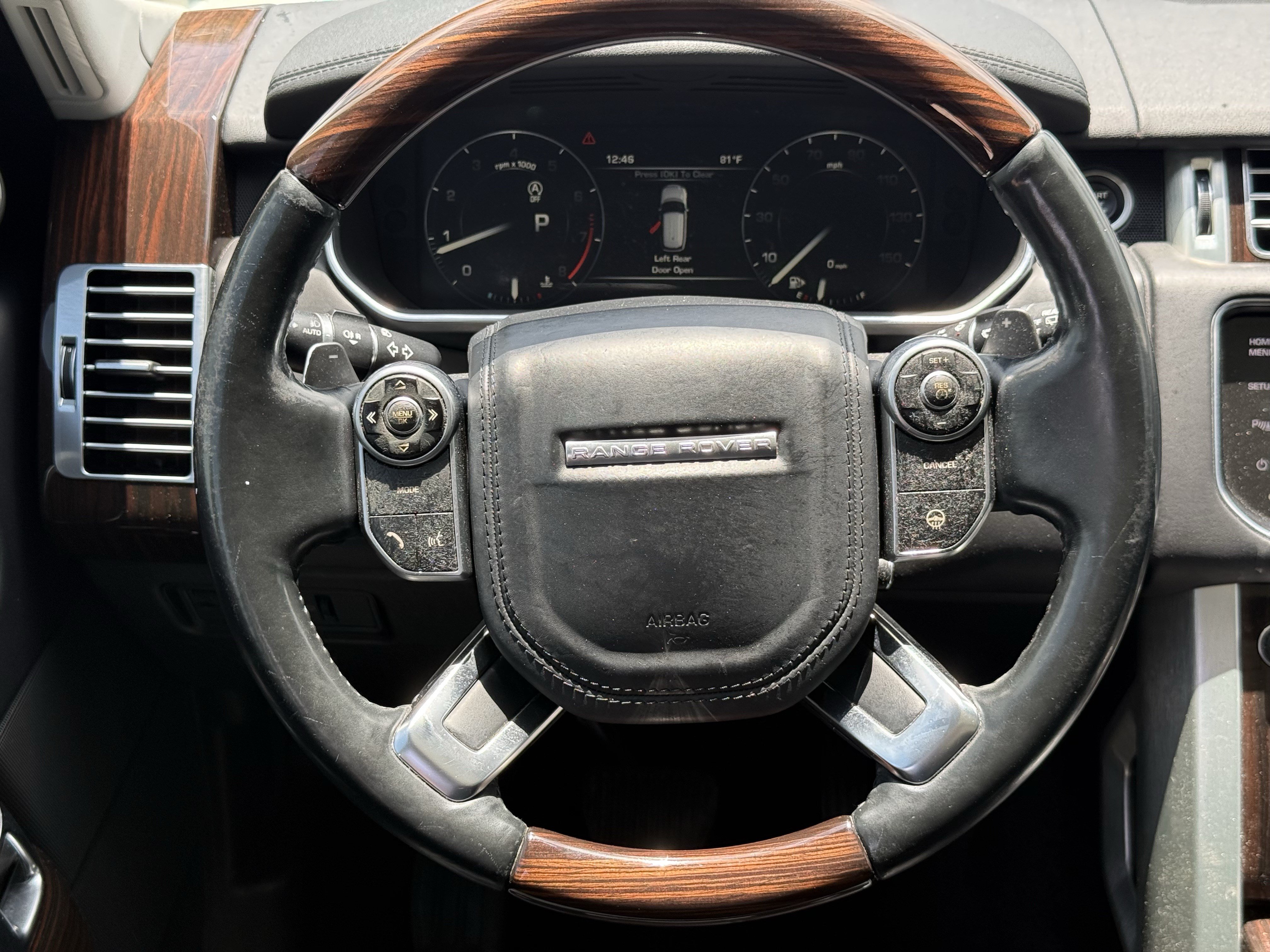 Used 2014 White Land Rover  image 14