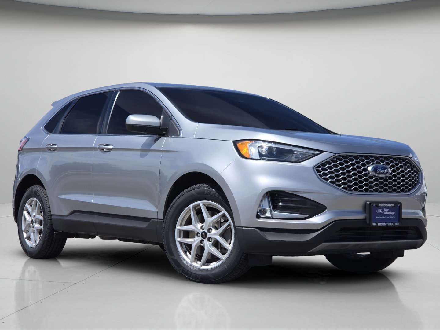 Used 2024 Silver Metallic Ford SEL image 2