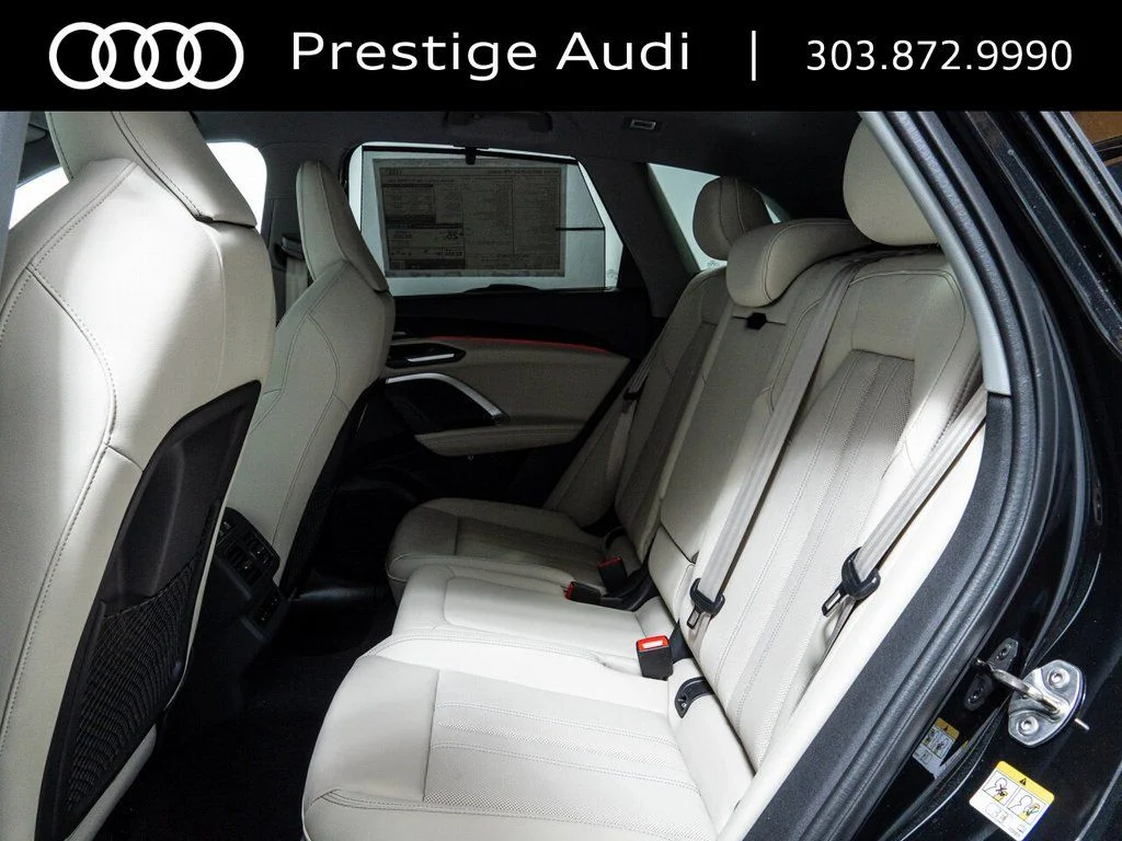 Used 2025 Mythos Black Metallic Audi 2.0T Prestige image 27