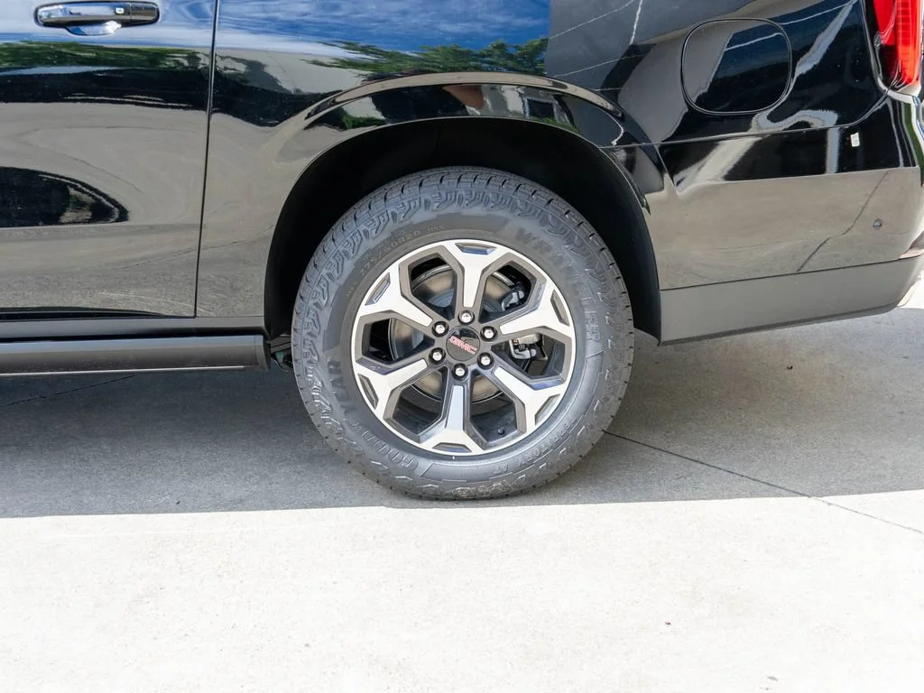 New 2026 Onyx Black GMC AT4 Ultimate image 33