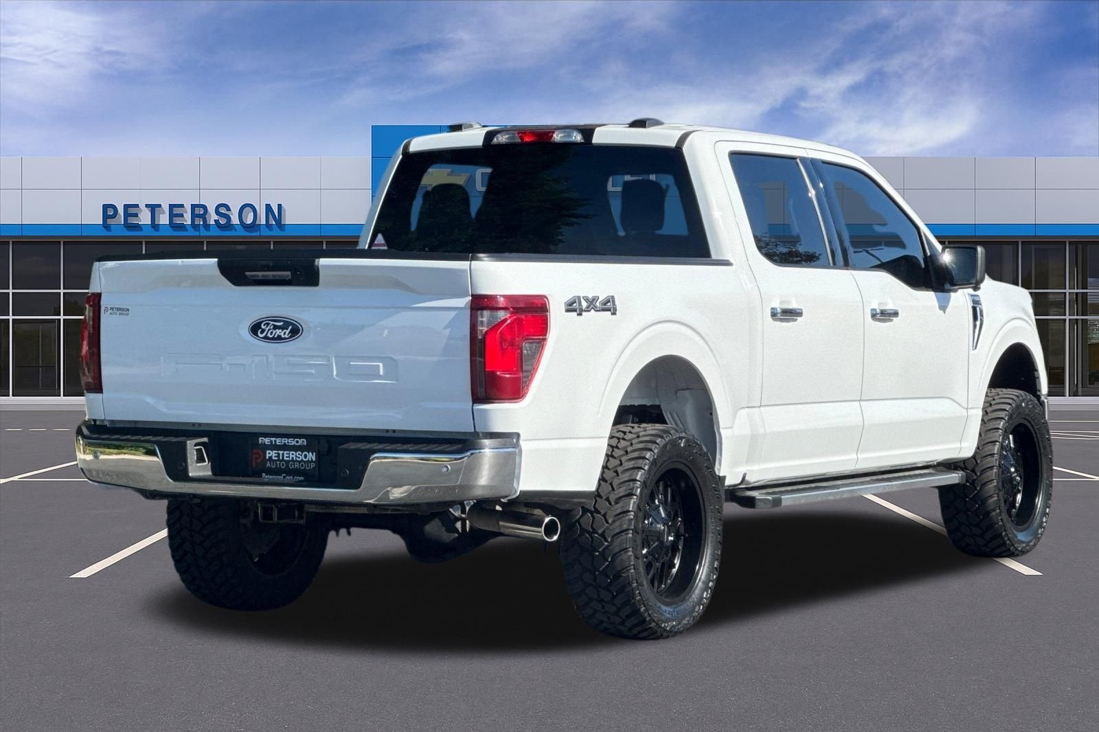 Used 2024 White Ford XLT image 4