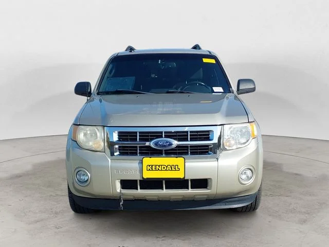 Used 2012 Ford Escape XLT with VIN 1FMCU9DG3CKB12583 for sale in Anchorage, AK