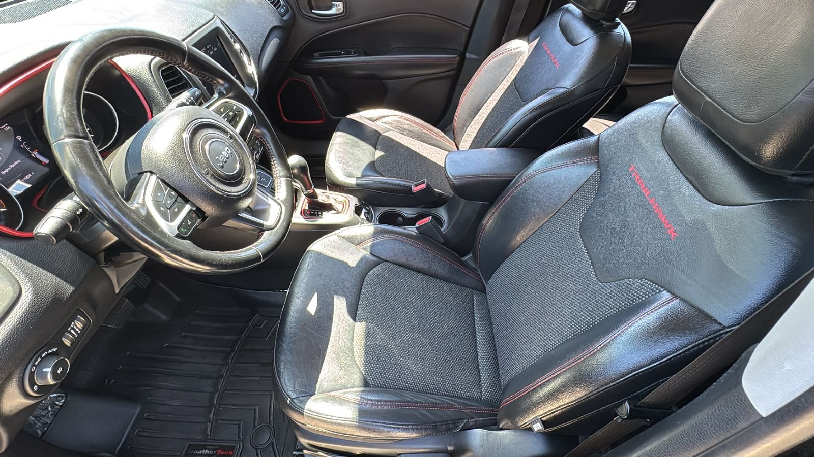Used 2020 Black Jeep Trailhawk image 20