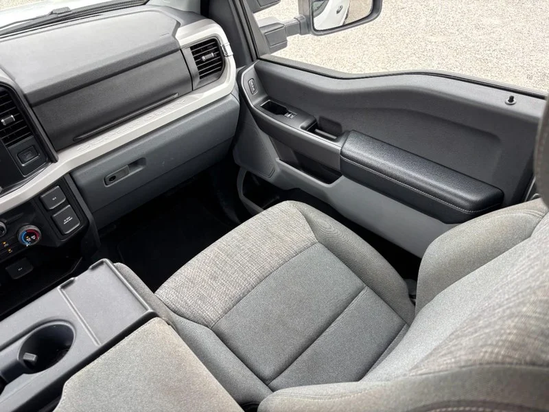 Used 2025 White Ford XLT image 16