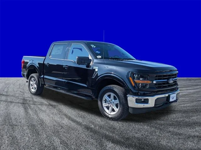New 2026 Black Ford XLT image 2