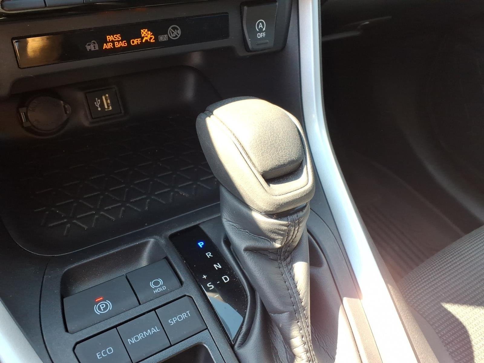Used 2024 Silver Sky Metallic Toyota LE image 7
