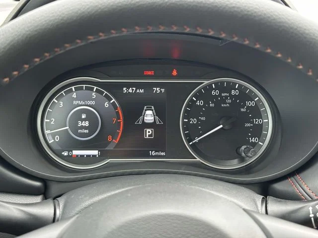 2025 Nissan Versa Sedan SR - Photo 24