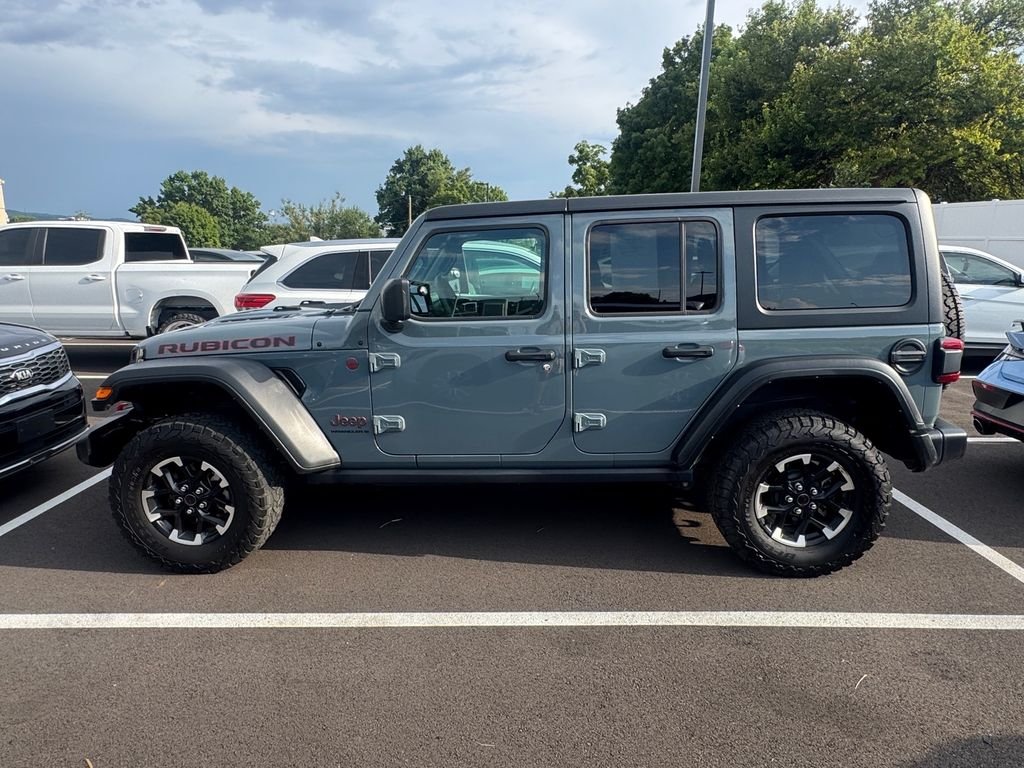 Used 2025 Gray Jeep Rubicon image 5
