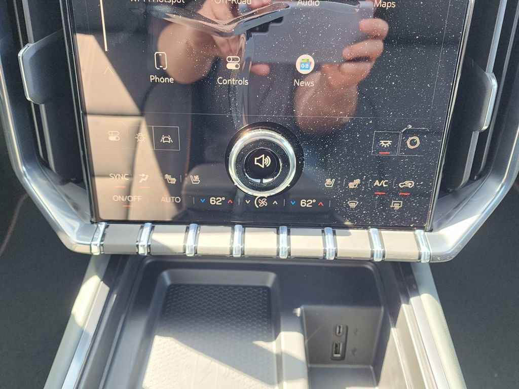 2026 GMC Acadia AT4 - Photo 32