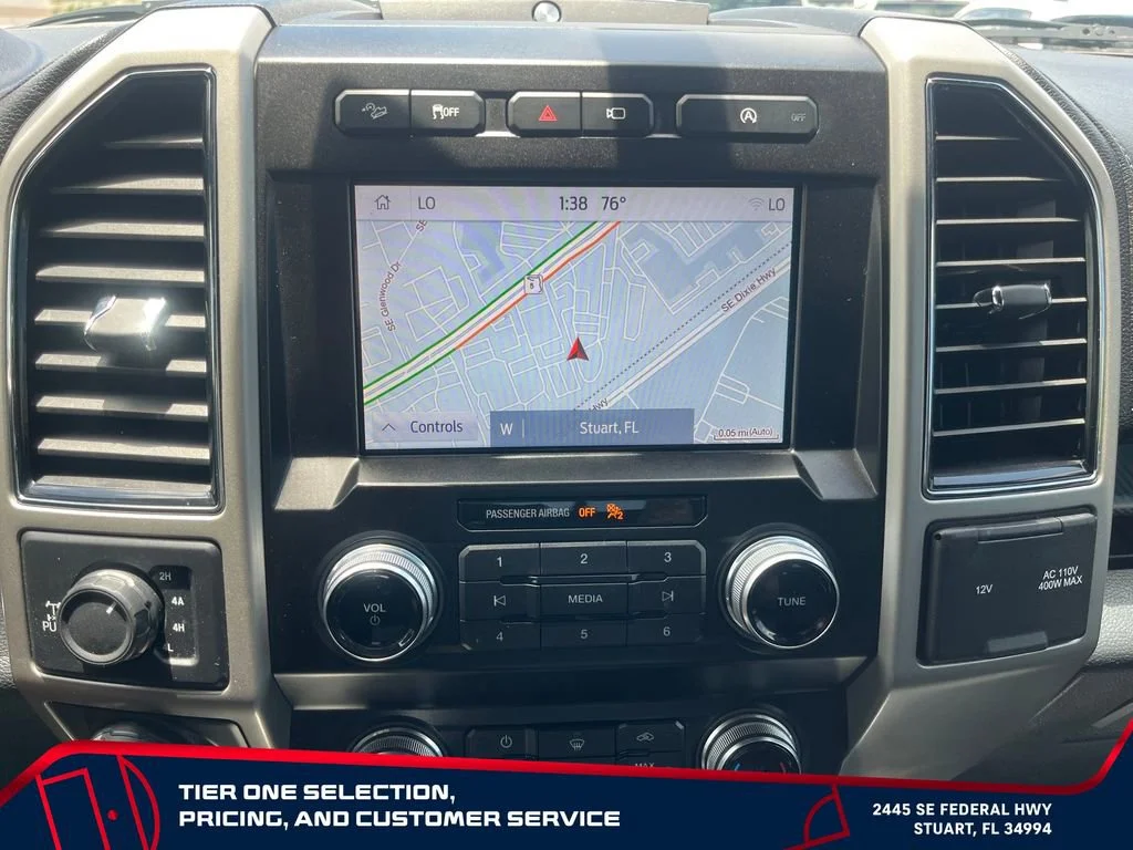 Used 2019 Black Ford LARIAT image 32