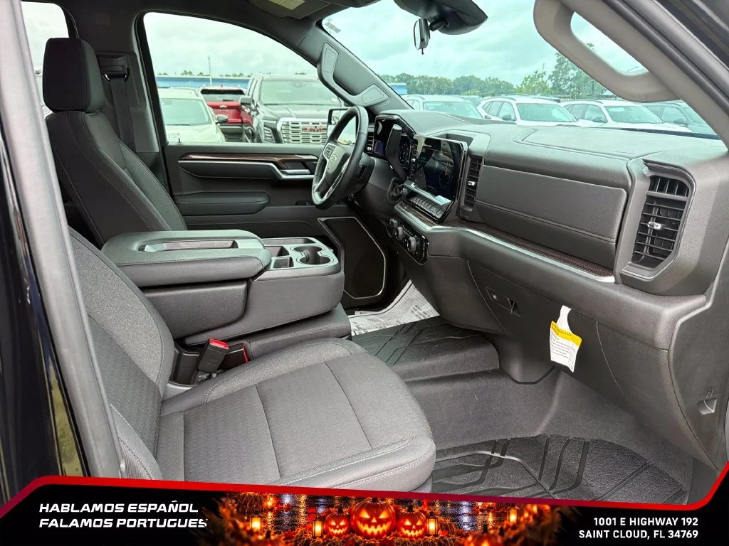 Used 2026 Black Chevrolet RST image 30