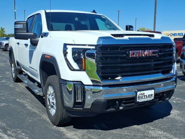 Used 2026 Summit White GMC Pro image 23