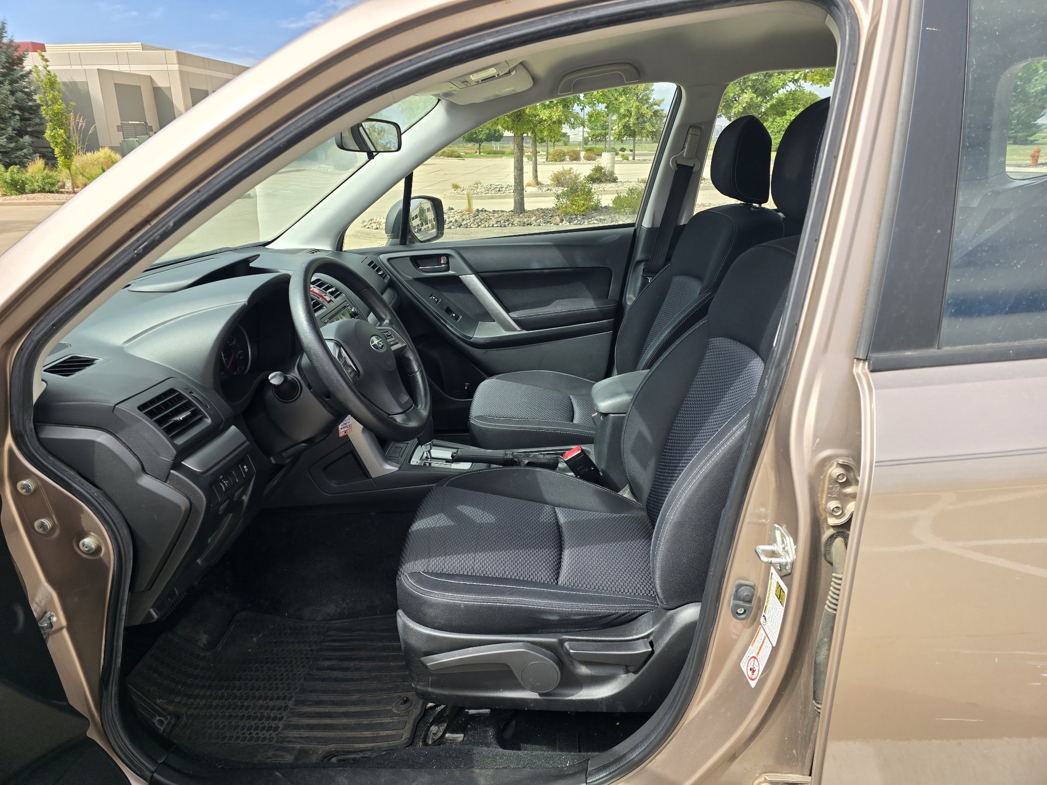 Used 2014 Burnished Bronze Metallic Subaru 2.5i image 12