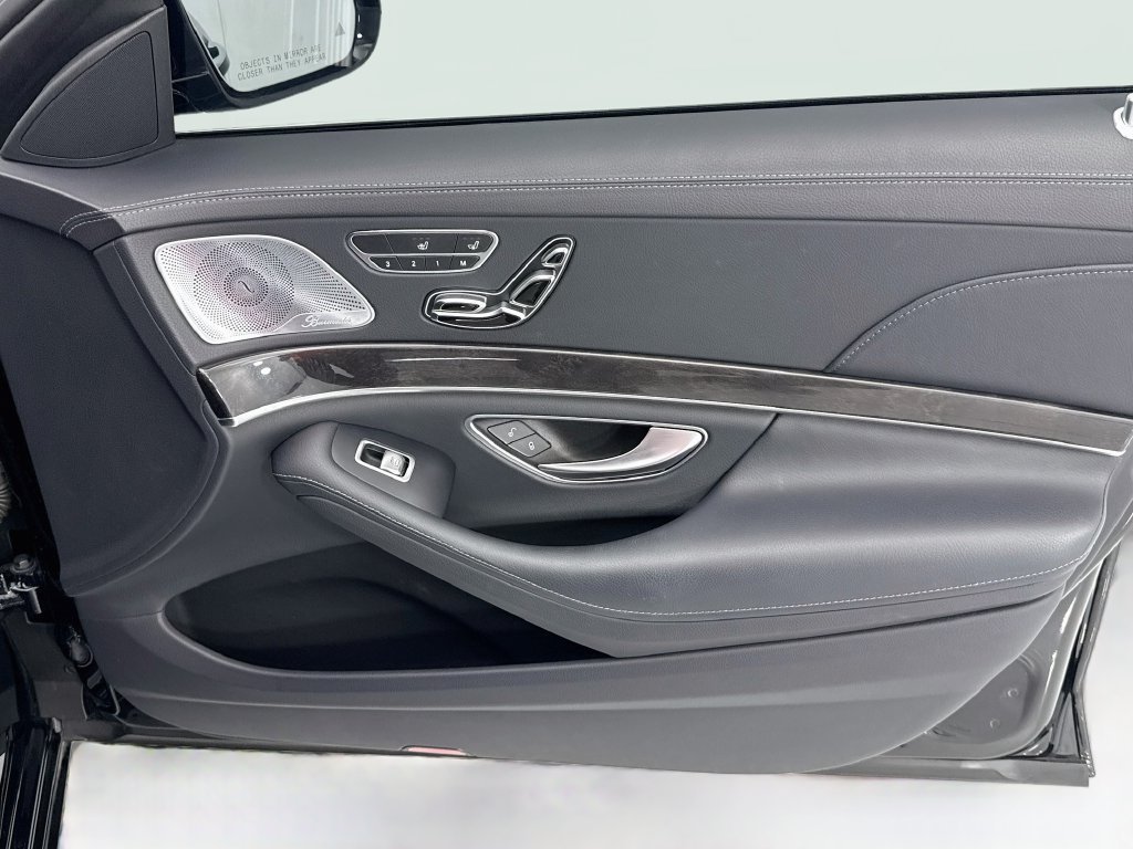 Used 2017 Black Mercedes-Benz S 550 image 24
