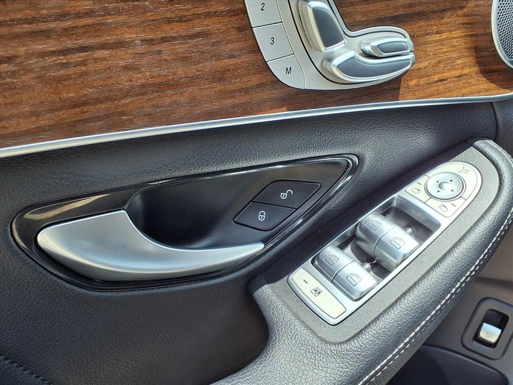 Used 2021  Mercedes-Benz C 300 image 16