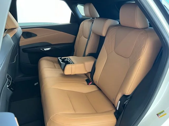 Certified Used 2025 Eminent White Pearl Lexus 350 image 39
