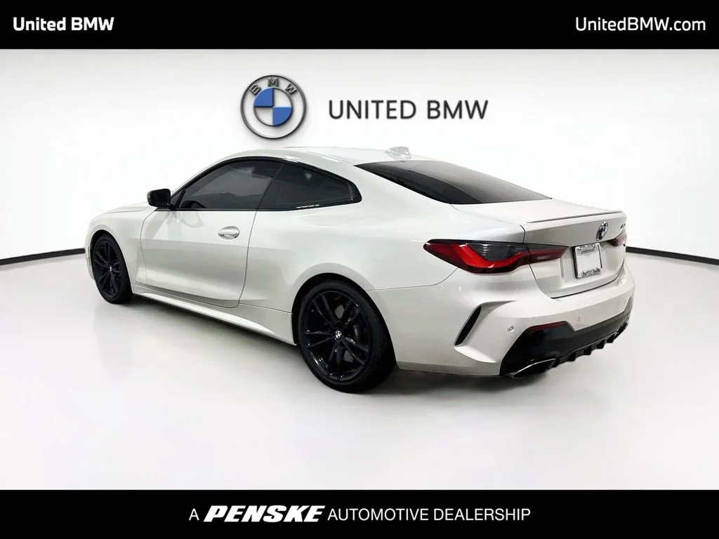 Used 2022 White Metallic BMW M440i image 7