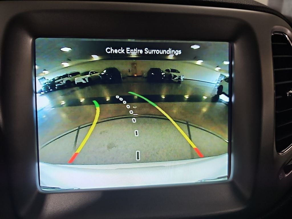 Used 2020 White Jeep High Altitude image 25