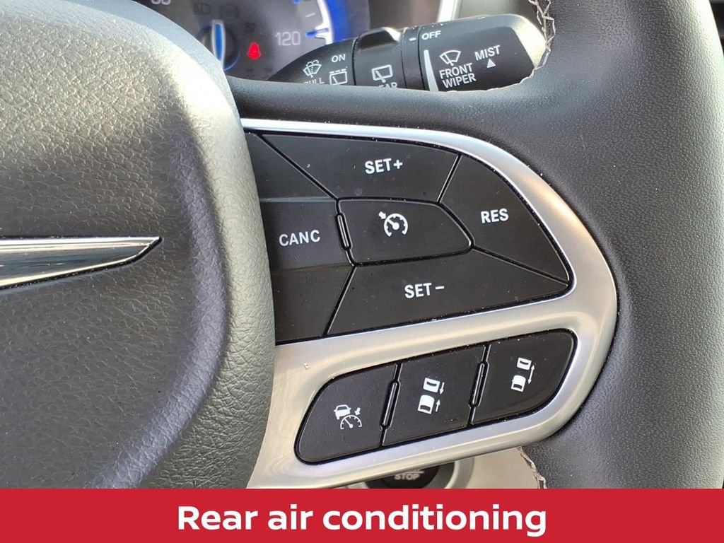 Used 2024 Silver Mist Clearcoat Chrysler Touring L w/heated leather seats image 17