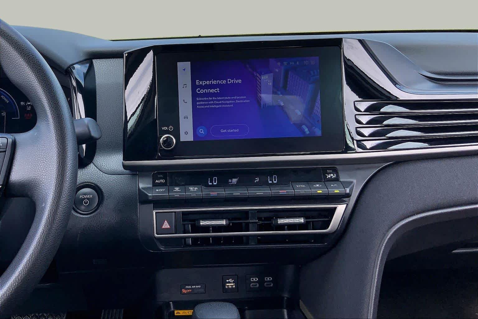 Used 2025 Ice Cap Toyota LE image 7
