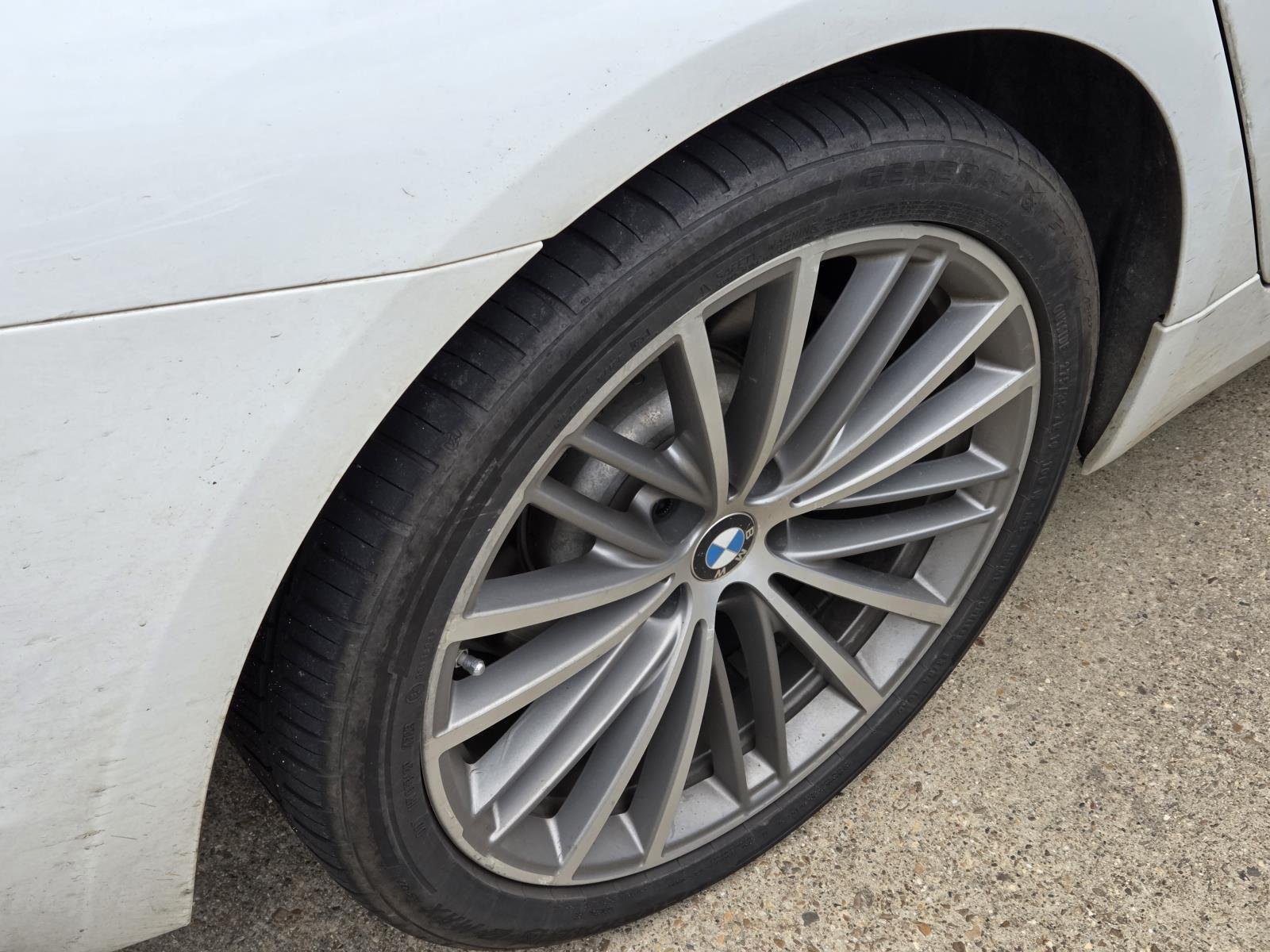 Used 2018 Mineral White Metallic BMW 530i image 4