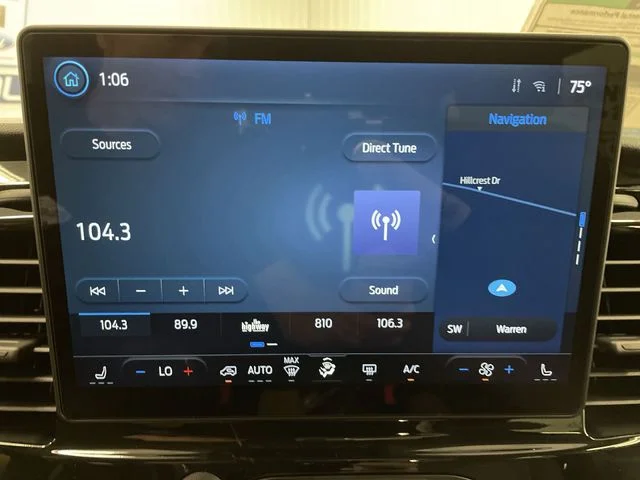 New 2026 Oxford White Ford Passenger Van XLT image 16