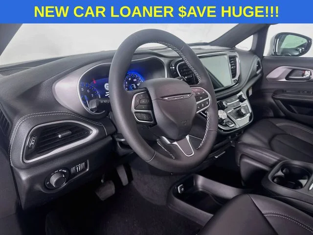 New 2027 Bright White Clear-Coat Exterior Paint Chrysler  image 9