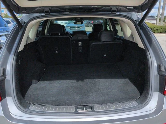 Used 2021 Silver Genesis 3.5T image 13