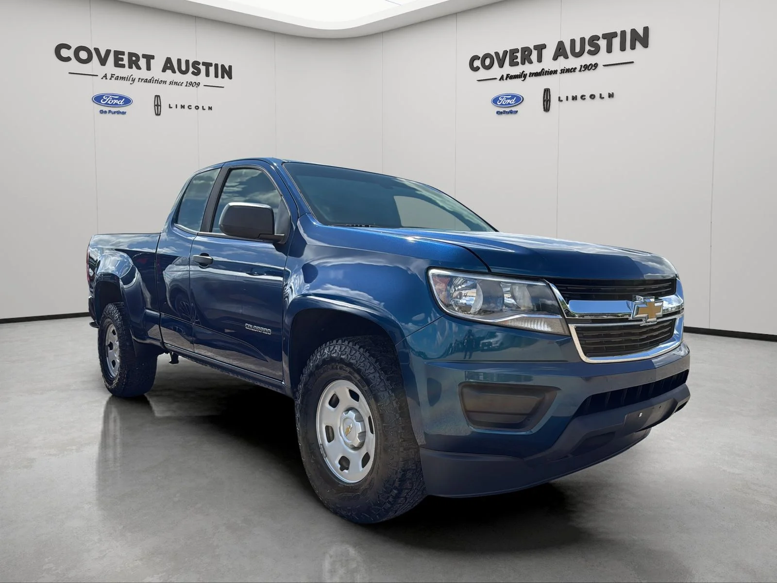 Used 2020 Blue Chevrolet Work Truck image 5